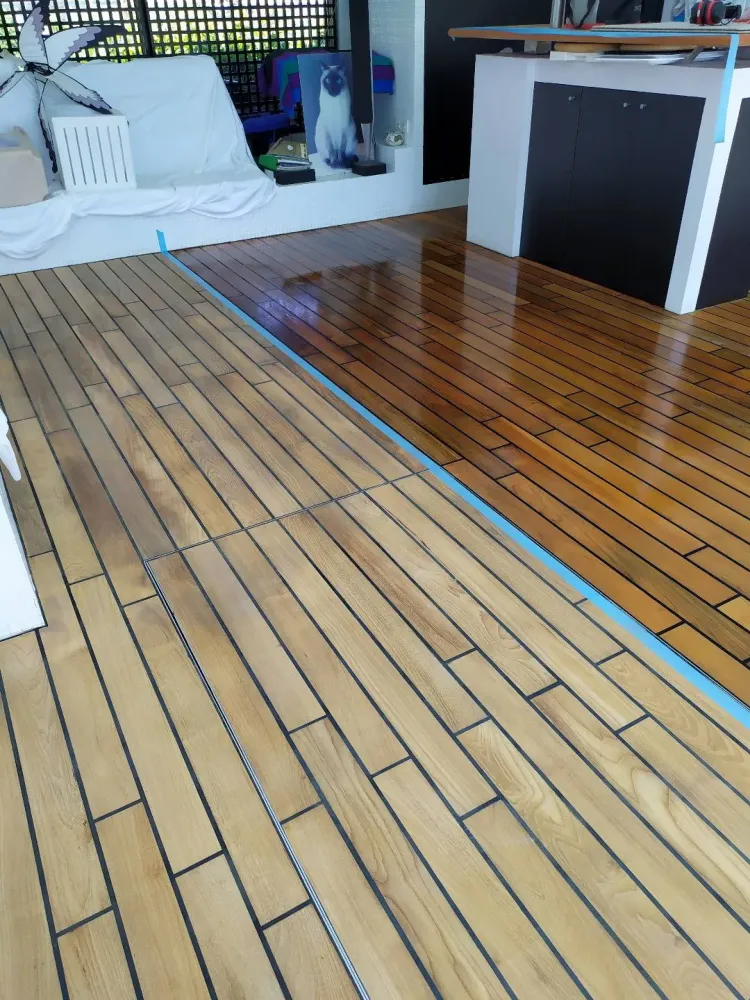 Ponçage teck pont de bâteau et vitrification - Appartement Roquebrune Cap Martin